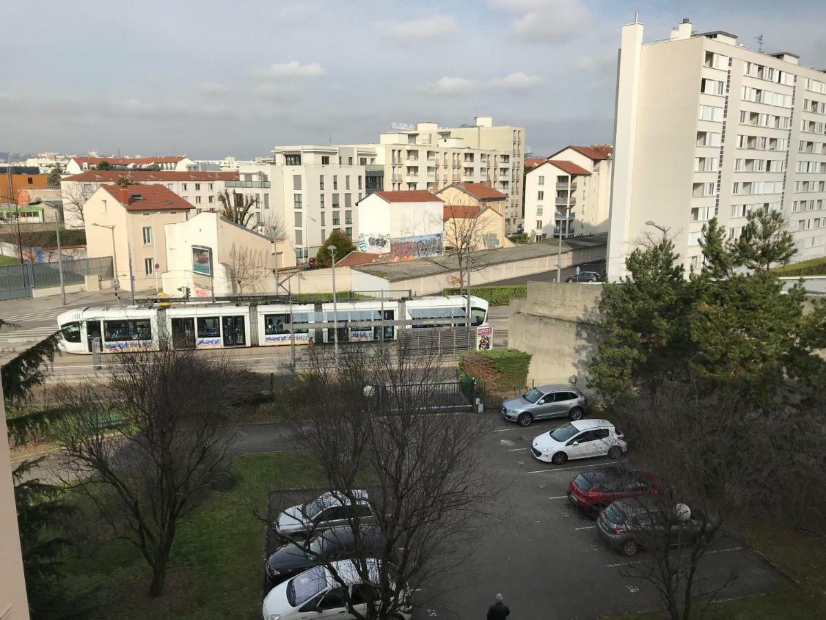 Woezon Na Mi Leilighet Lyon Eksteriør bilde