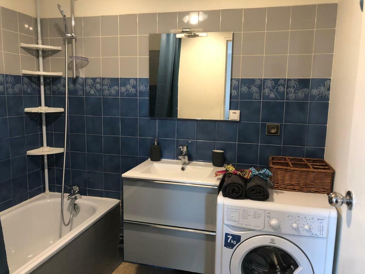 Woezon Na Mi Leilighet Lyon Eksteriør bilde
