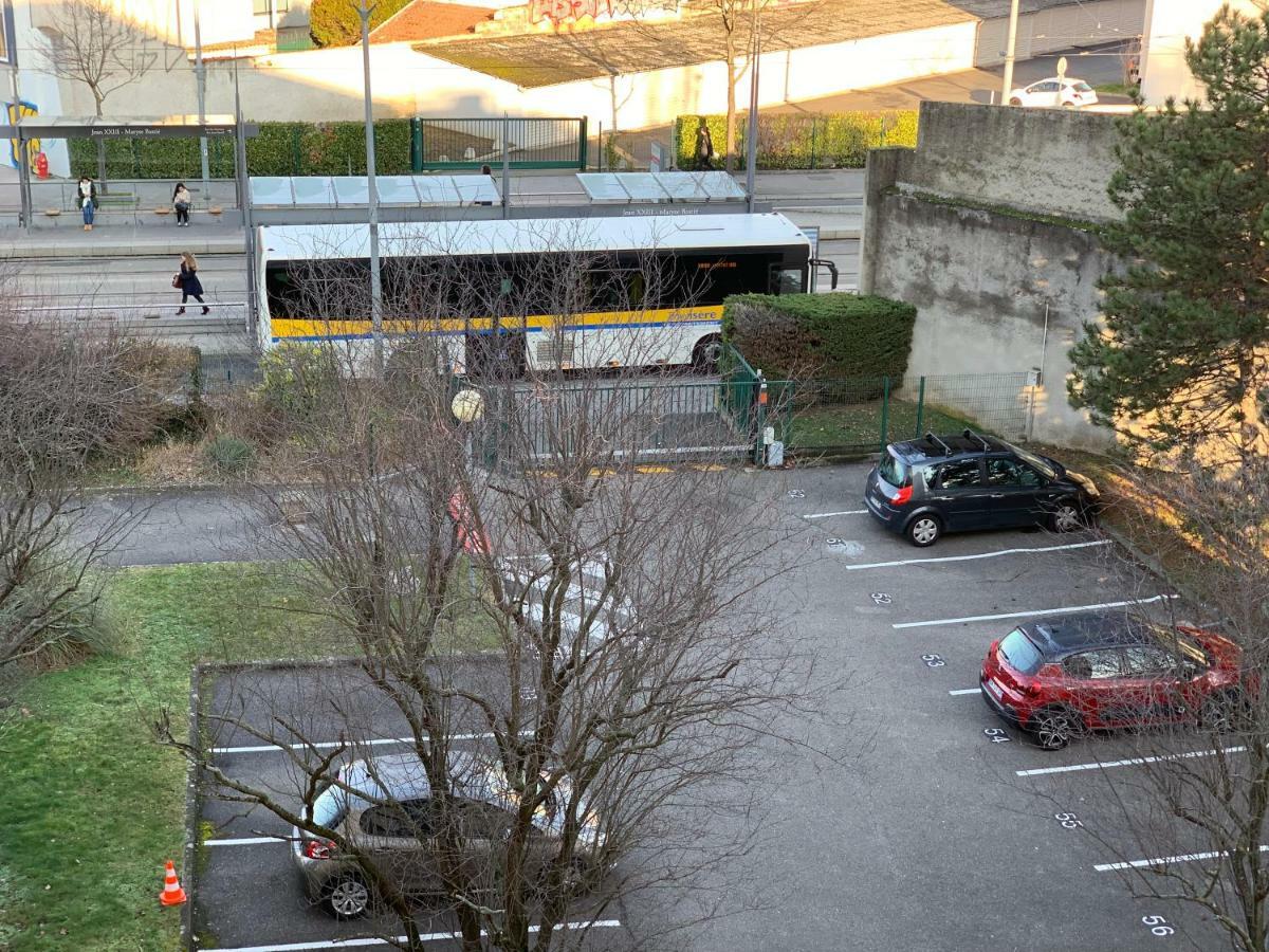 Woezon Na Mi Leilighet Lyon Eksteriør bilde