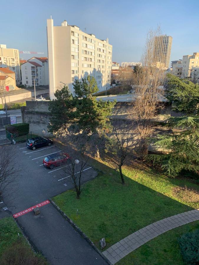 Woezon Na Mi Leilighet Lyon Eksteriør bilde